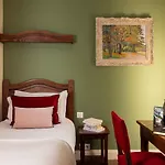Hotel Des Marronniers Parigi