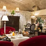 Hotel Des Marronniers Parigi