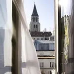 Des Marronniers Parigi