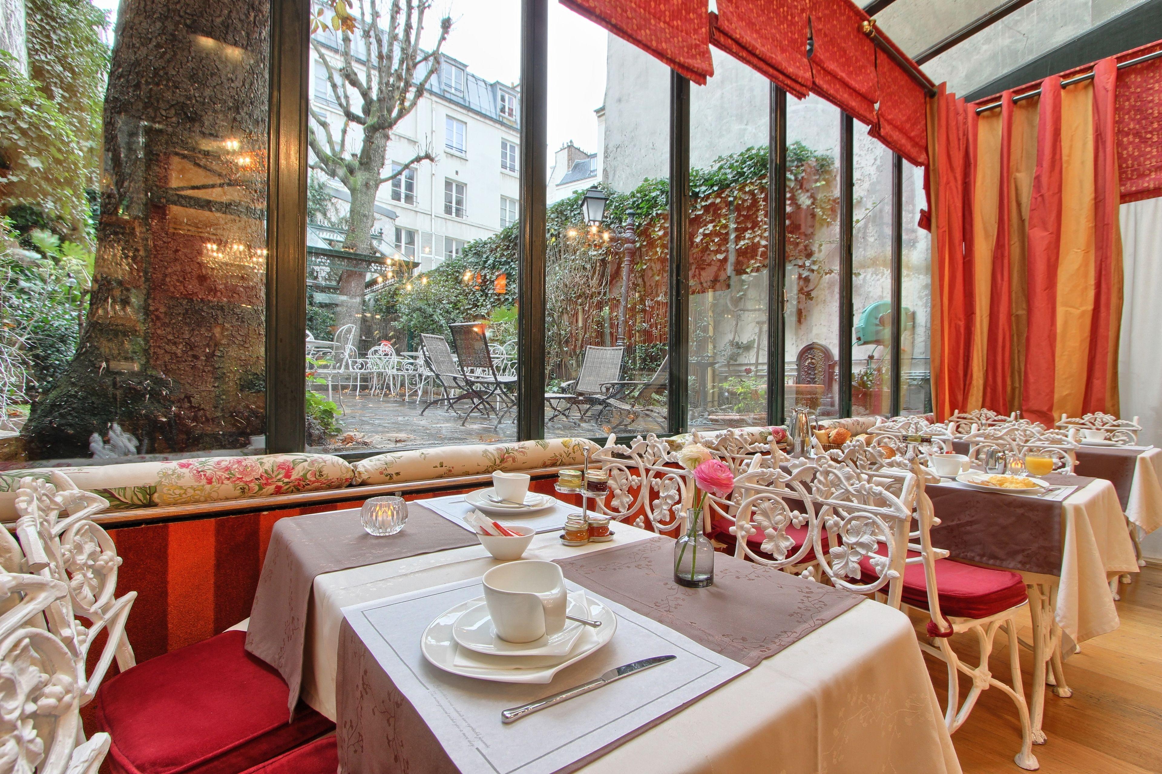 Hotel Des Marronniers Parigi