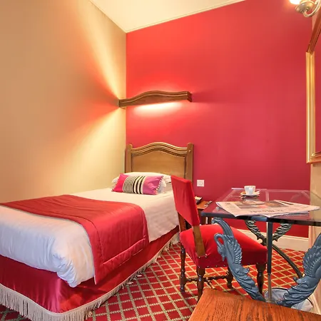 Des Marronniers 3* Paris