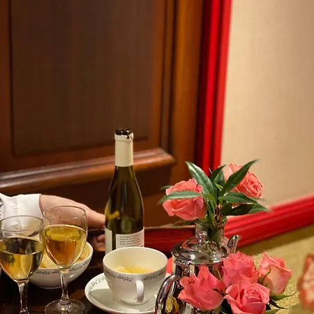 Des Marronniers Hotel Paris